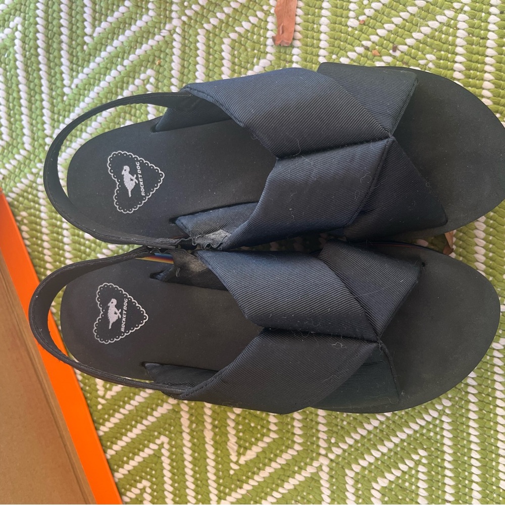 Rocket Dog Black Sandals with Rainbow Stripes - Picture 4 of 7